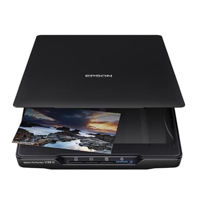 Epson Perfection V39II, Scanner per foto e documenti, Alimentazione microUSB, Design ultracompatto e ordinato per la casa o l'ufficio, Risoluzione 4800 dpi, Tecnologia Epson ReadyScan LED, Nero