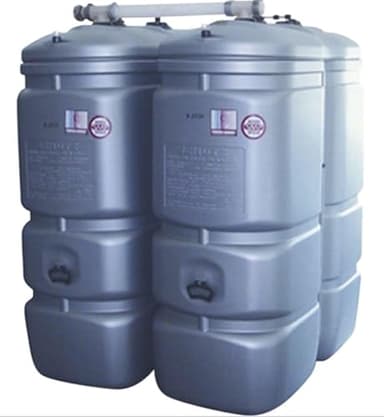 Serbatoio Benzina/Gasolio/Diesel omologato con capacità di 1000 litri. Misure: Lunghezza 142 cm, Larghezza 66 cm, Altezza 169 cm con doppia vasca